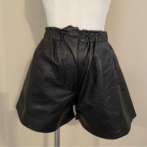 Pele Che Coco Black Genuine Leather Shorts, Size XS